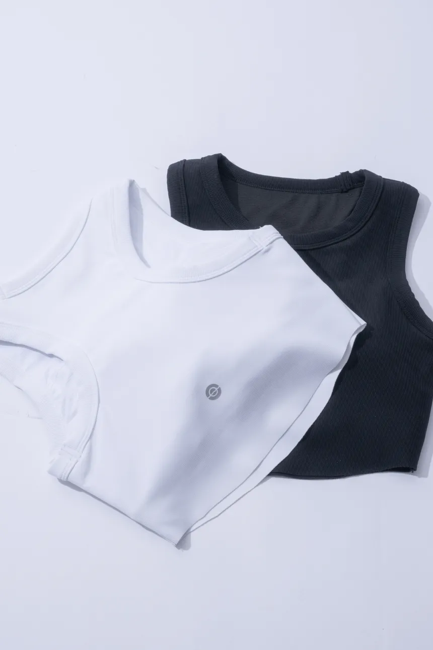 Blake Top – Cropped Tank with Curved Hem