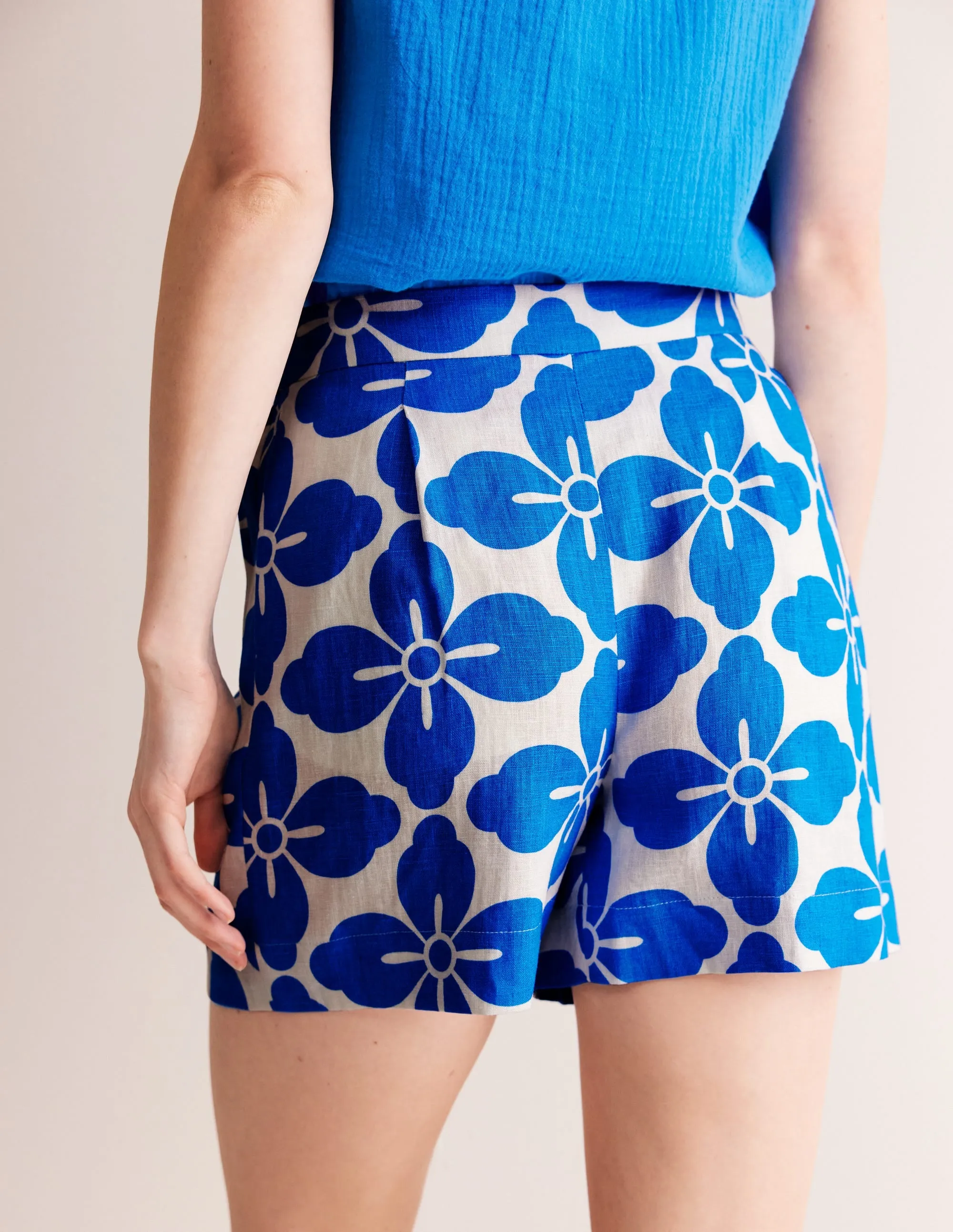 Hampstead Linen Shorts-Indigo Bunting, Floral Tile