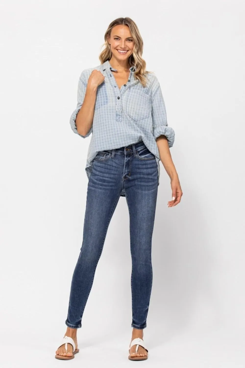 Judy Blue Classic Mid Rise Skinny Jeans for Women Handsand Comfortable Cotton Denim Pants-82252