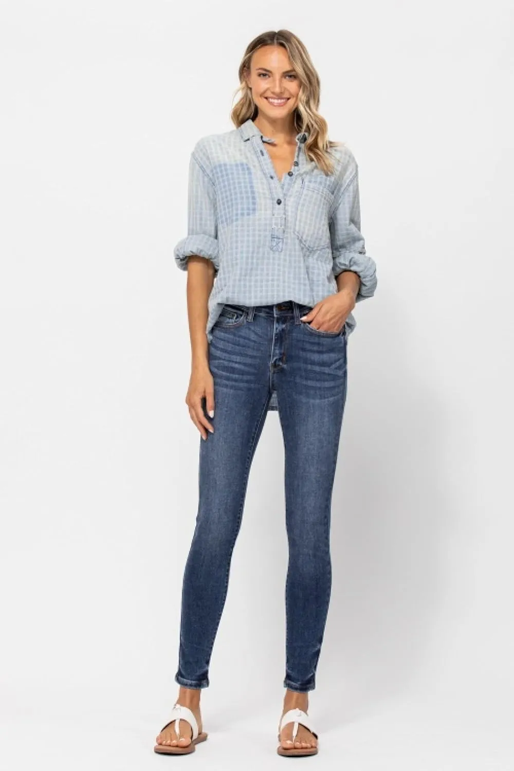 Judy Blue Classic Mid Rise Skinny Jeans for Women Handsand Comfortable Cotton Denim Pants-82252