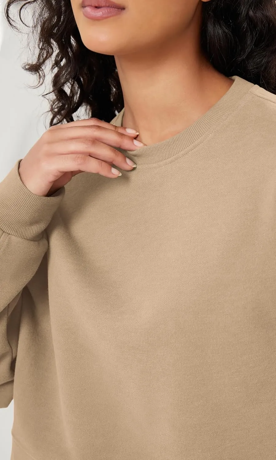 ODODOS Women's Fleece Lined Oversized Cropped Sweatshirts Long Sleeve Crew Neck Pullover Crop Top