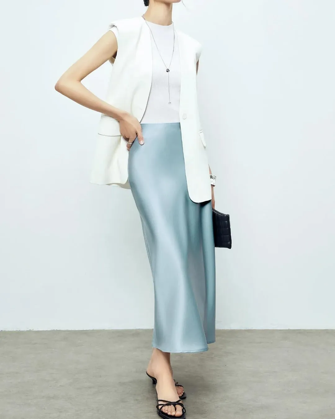 Women's 100% 22 Momme Silk Maxi Skirt-Fashionable, Comfortable, and Versatile