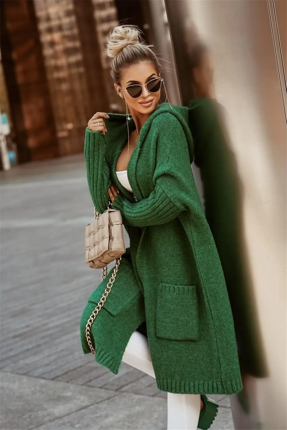 Womens Trendy Cardigan Winter 2023 Plus Size Open Front Long Sleeve Casual Chunky Knit Outerwear with Pockets